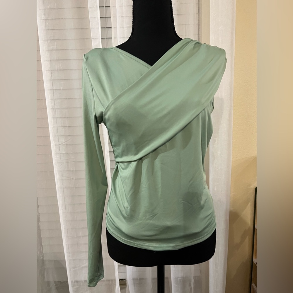 One Shoulder Top - Picture 3 of 4